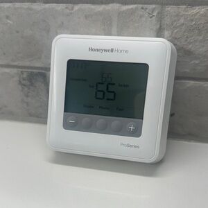 Honeywell Home ProSeries Thermostat